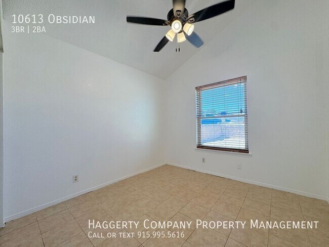 Building Photo - 10613 Obsidian-