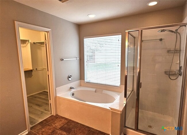 Building Photo - 1715 Mountain Brook