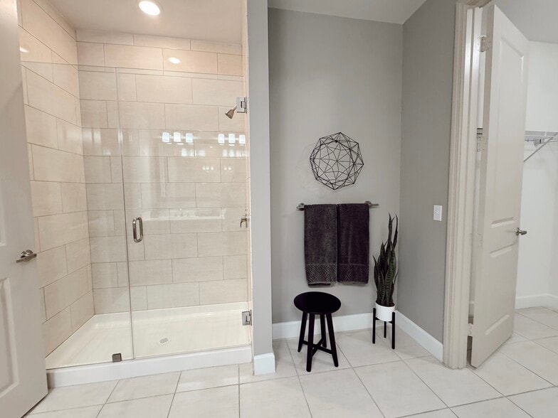 Building Photo - 4461 NW 93rd Doral Ct