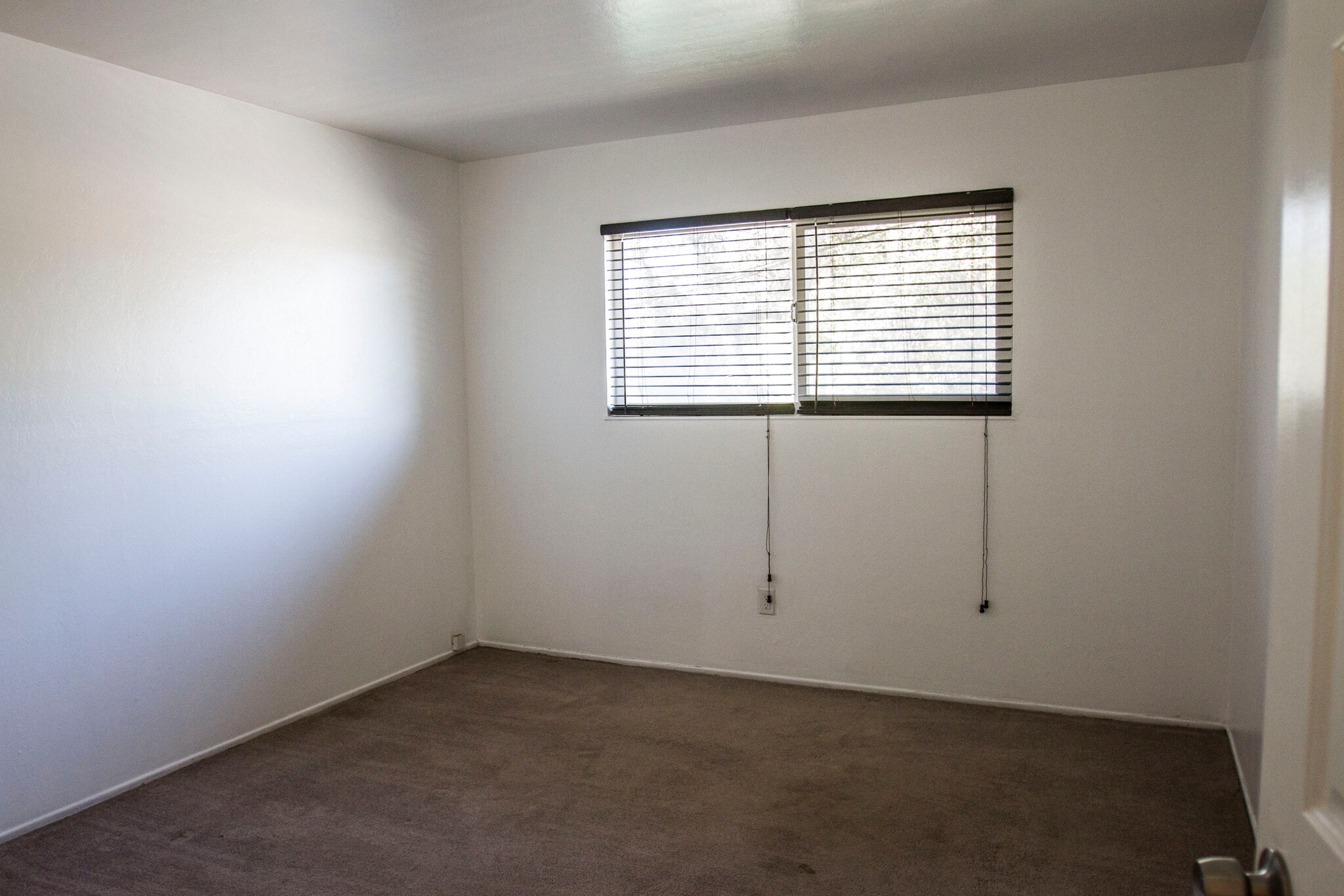 Front bedroom - 621 Grand Fir Ave