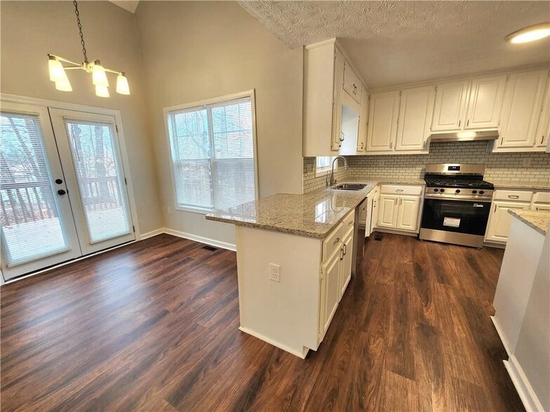 Building Photo - 1645 Rushing River Way