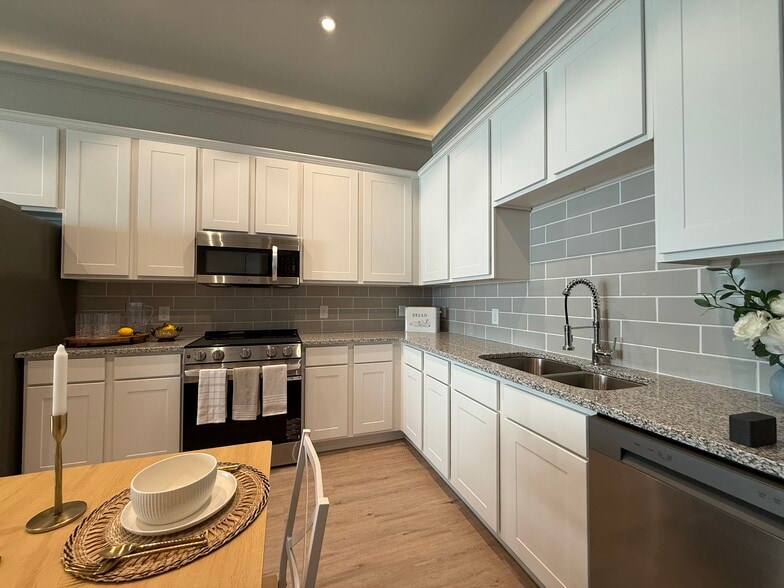 Building Photo - 2610 FM 1044