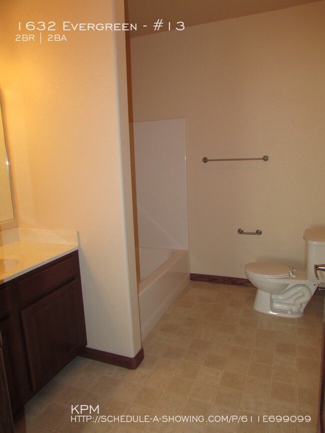 Building Photo - 2 BEDROOM | 2 BATH | CONDO | WEST RAPID CITY