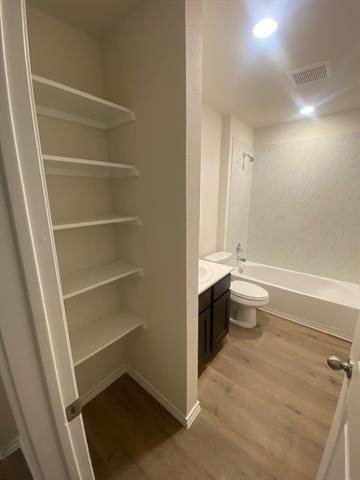 Building Photo - 112 Sunberry Dr