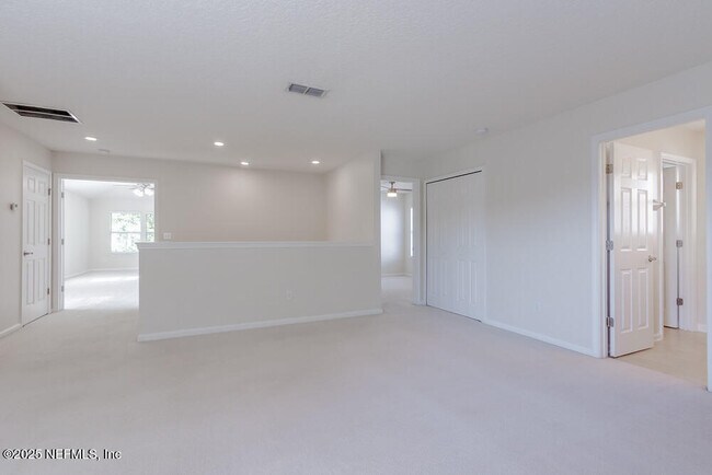 Building Photo - 6332 Endelstow Ln