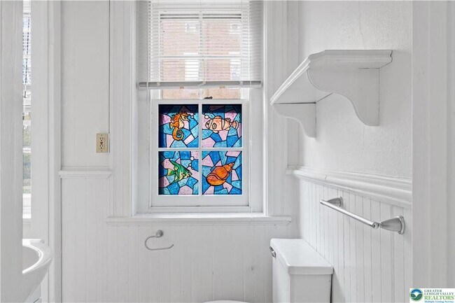 Building Photo - 426 Heckewelder Pl