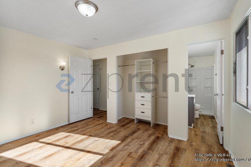 Building Photo - 10017 Sprague St