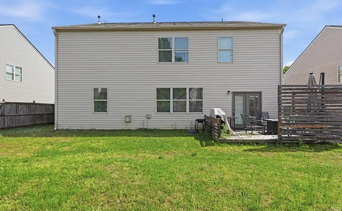 Building Photo - 123 Possum Creek Ln