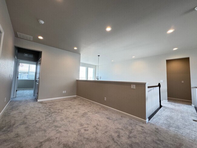 Building Photo - Beautiful Newer Home in Timnath
