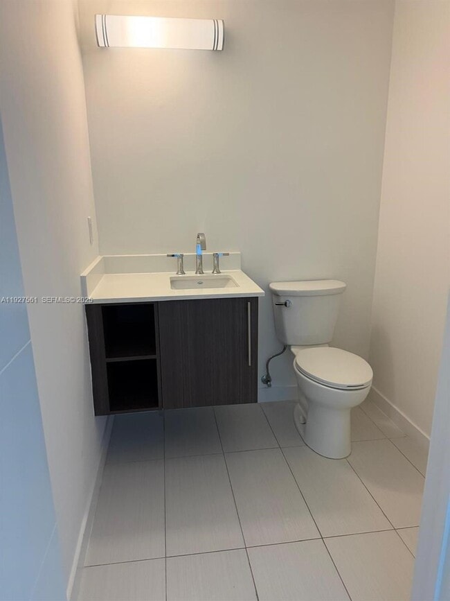 Building Photo - 7661 NW 107th Ave