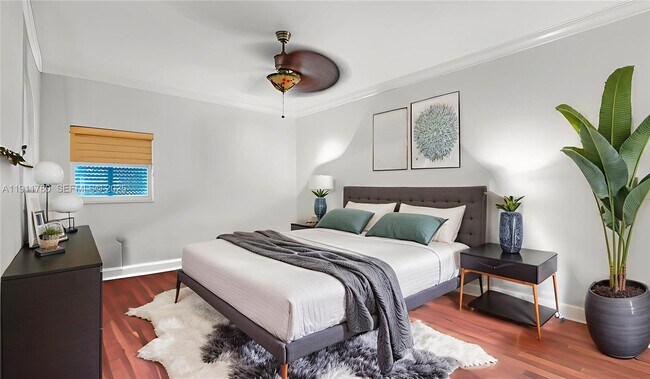 Building Photo - 623 NE 17th Way