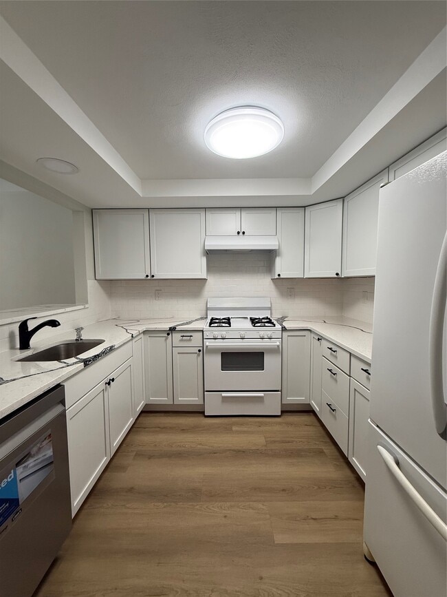 Building Photo - 139 Prospect Ave