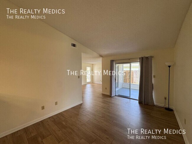 Building Photo - 1184 Mapimi Ct