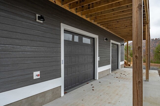 Building Photo - Spacious, Serene, and Brand New: 3BR Home ...