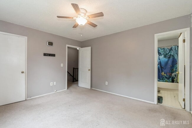 Building Photo - 391 Danbury Ln