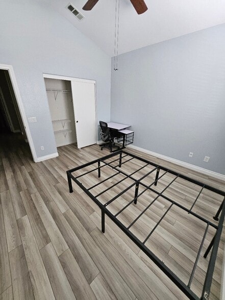 Building Photo - 14024 Tiger Lily Ct