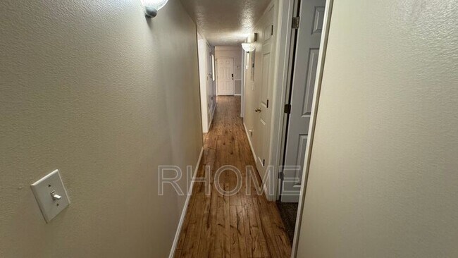 Building Photo - 1321 W 1520 N