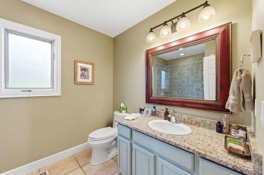 Building Photo - 3861 Silver Spur Cir