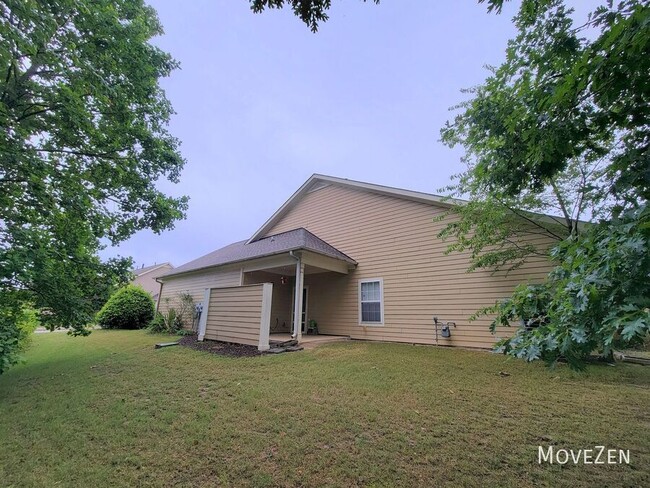 Building Photo - 307 Easterlin Way
