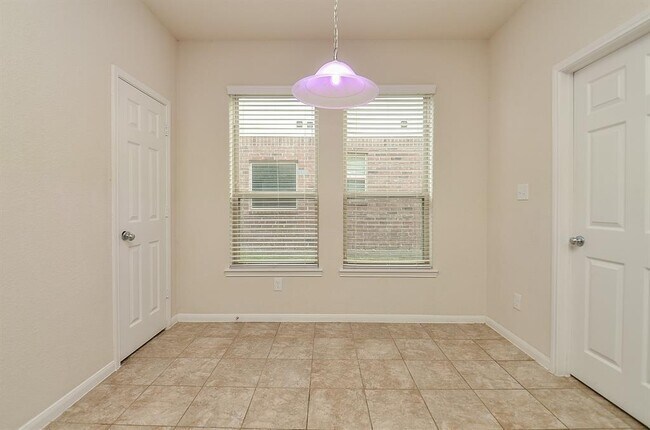Building Photo - 20222 Stonebridge Terrace Dr