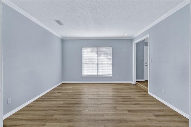 Building Photo - 2505 Classic Ct W