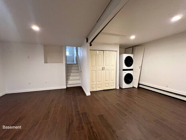 Building Photo - Charming Aurora Retreat with Gardener's Paradise Backyard - Pet Friendly