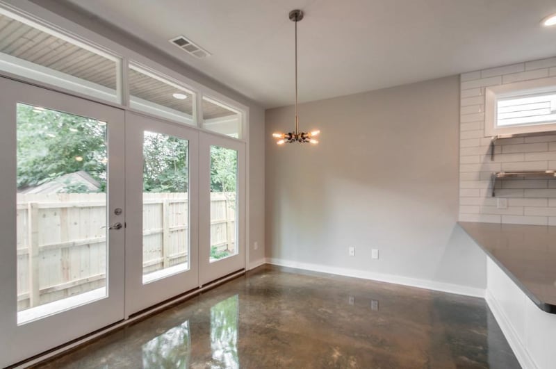 Building Photo - 221 Gentry Ave