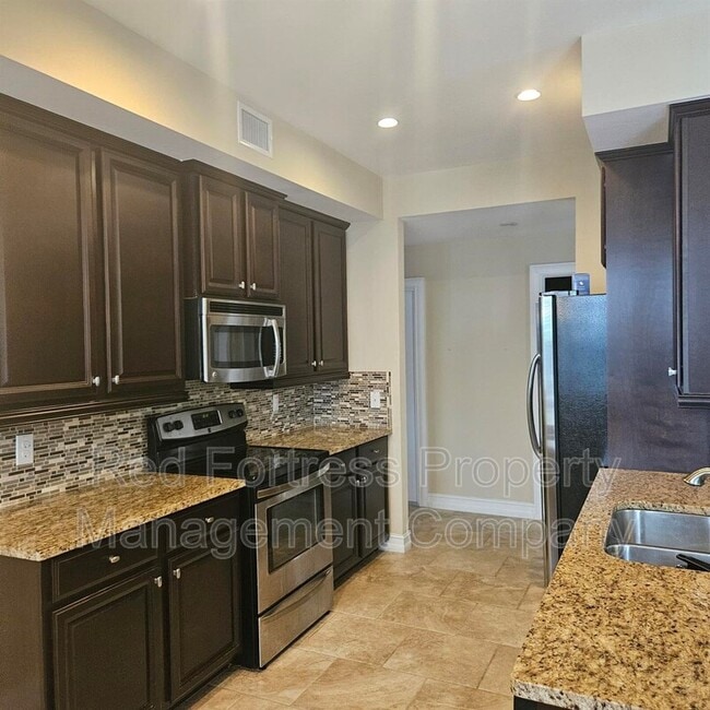 Building Photo - 28070 Sosta Ln
