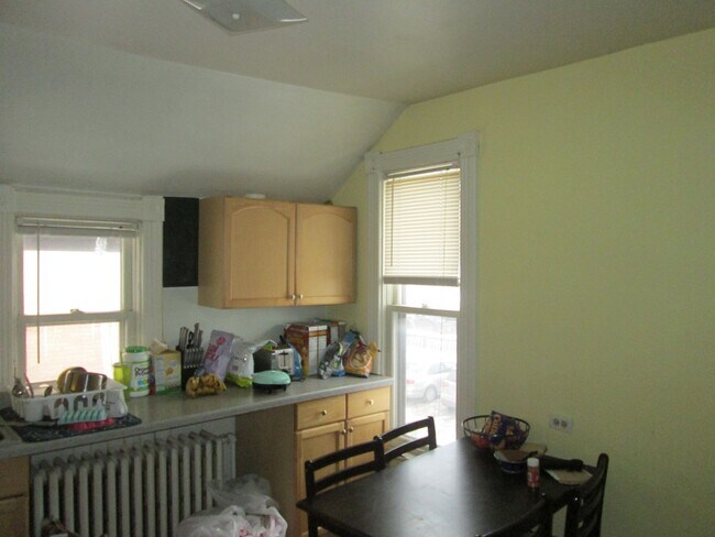 Primary Photo - 1425 6th St SE