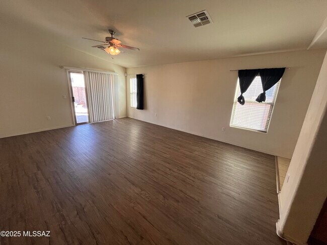 Building Photo - 7201 S Monks Tale Dr