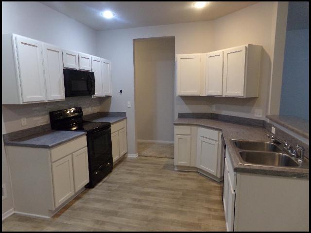 Building Photo - 53 Laney Lp