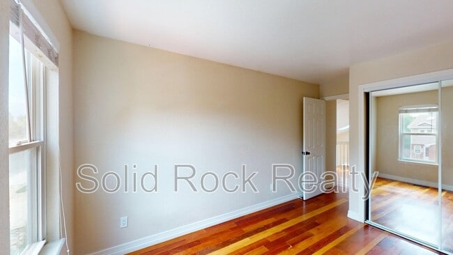 Building Photo - 1622 4th St