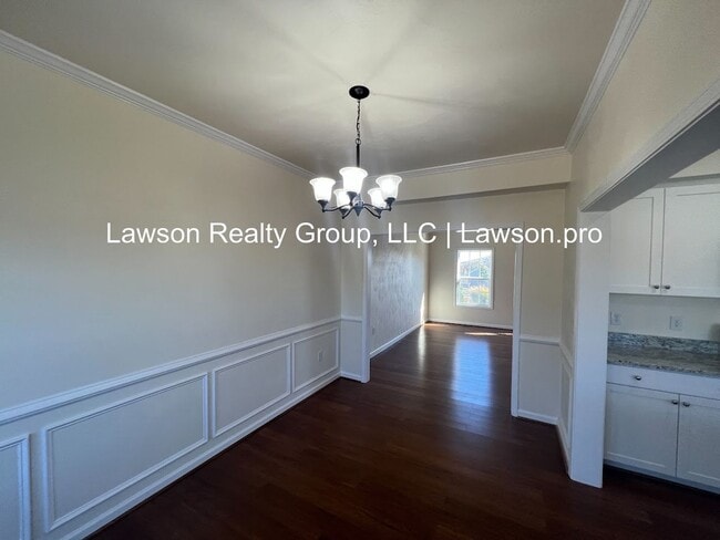 Building Photo - Newer Construction in Vinton with Incredible Mountain Views and  Attached Garage