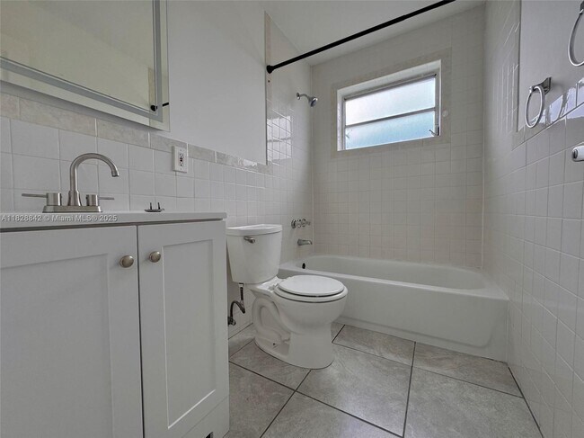 Building Photo - 3630 SW 87th Ave