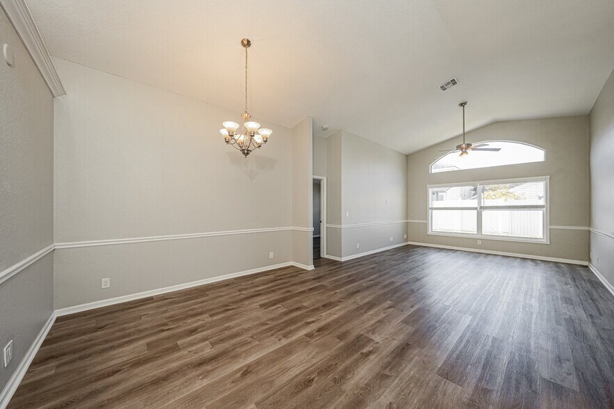 Building Photo - 4075 Sabal Lakes Rd