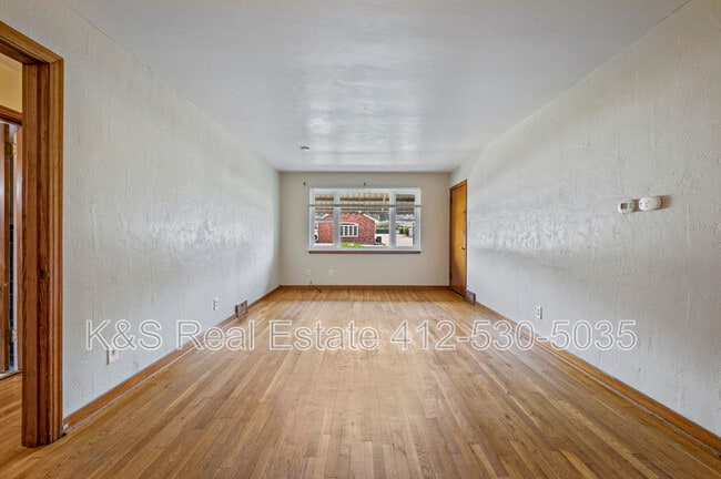 Building Photo - 1441 Lincoln Way