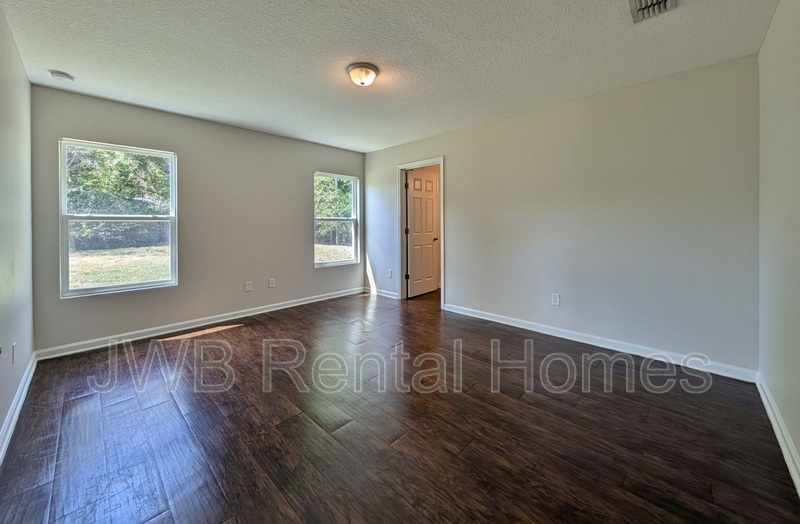 Building Photo - 4736 Lenox Ave