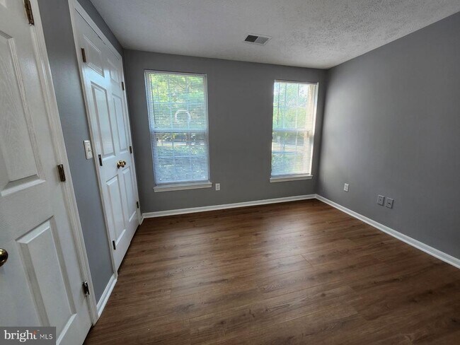 Building Photo - 12236 Ladymeade Ct