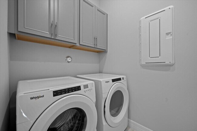 Building Photo - 10366 Northbrook Cir