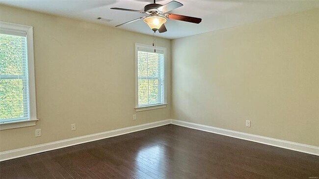 Building Photo - 230 Melison Dr