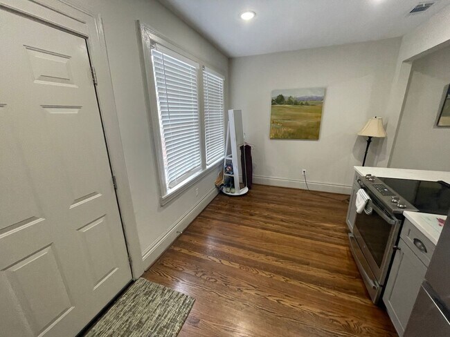 Building Photo - Penny Lane - 1BR/1BA