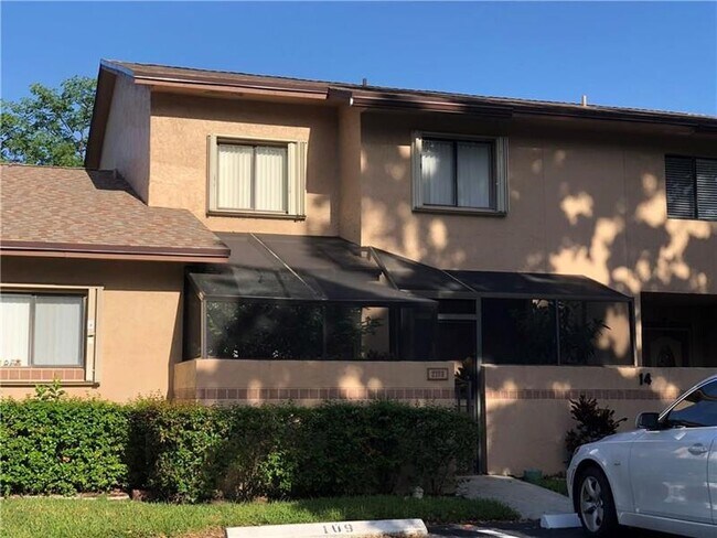 Building Photo - 2173 NW 37th Ave