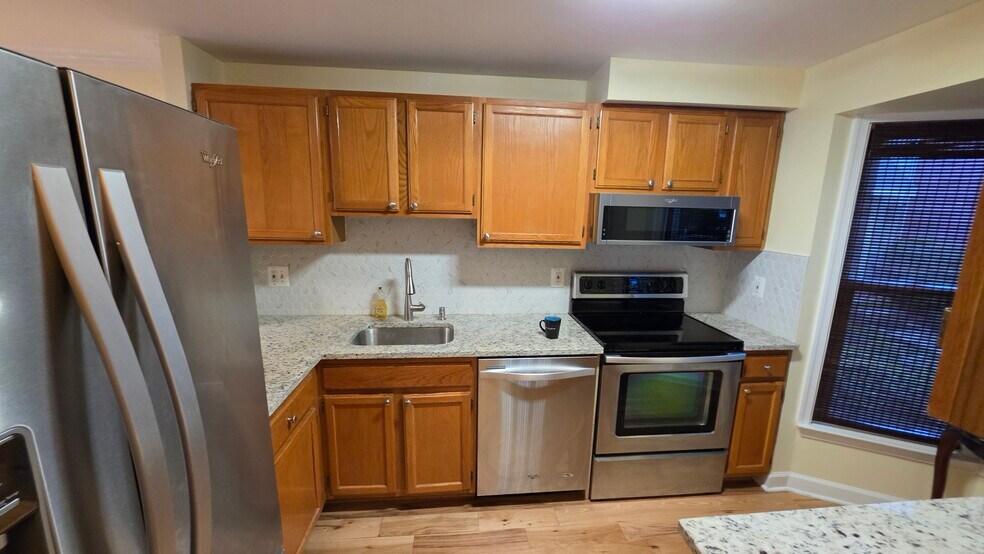 Building Photo - 1775 Whisperhill Dr