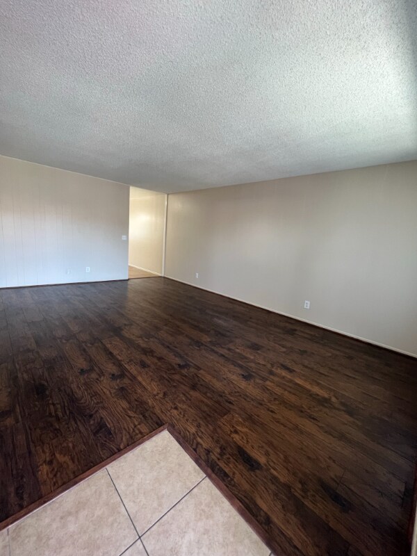 Building Photo - 900 S Highland Ave
