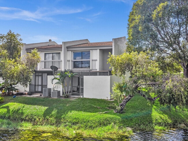 Building Photo - 1381 NW 99th Ave