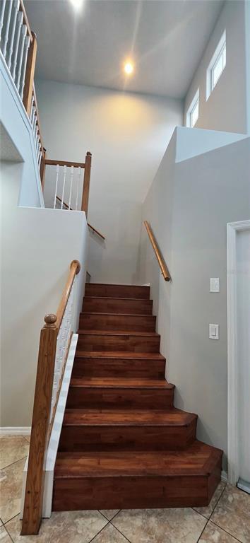 Building Photo - 1729 Mandavilla Dr