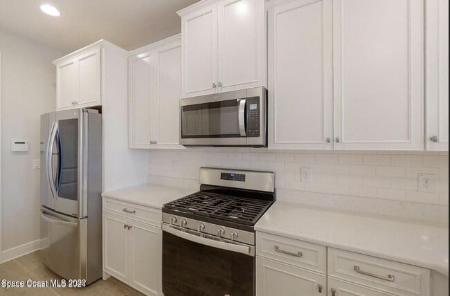 Building Photo - 2746 Spur Dr