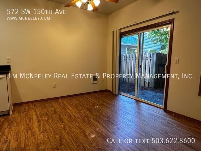 Building Photo - 572 SW 150th Ave