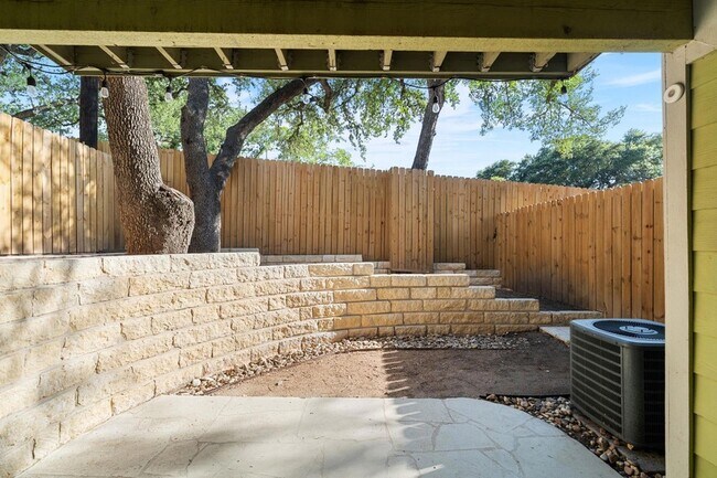 Building Photo - 3601 Menchaca Rd