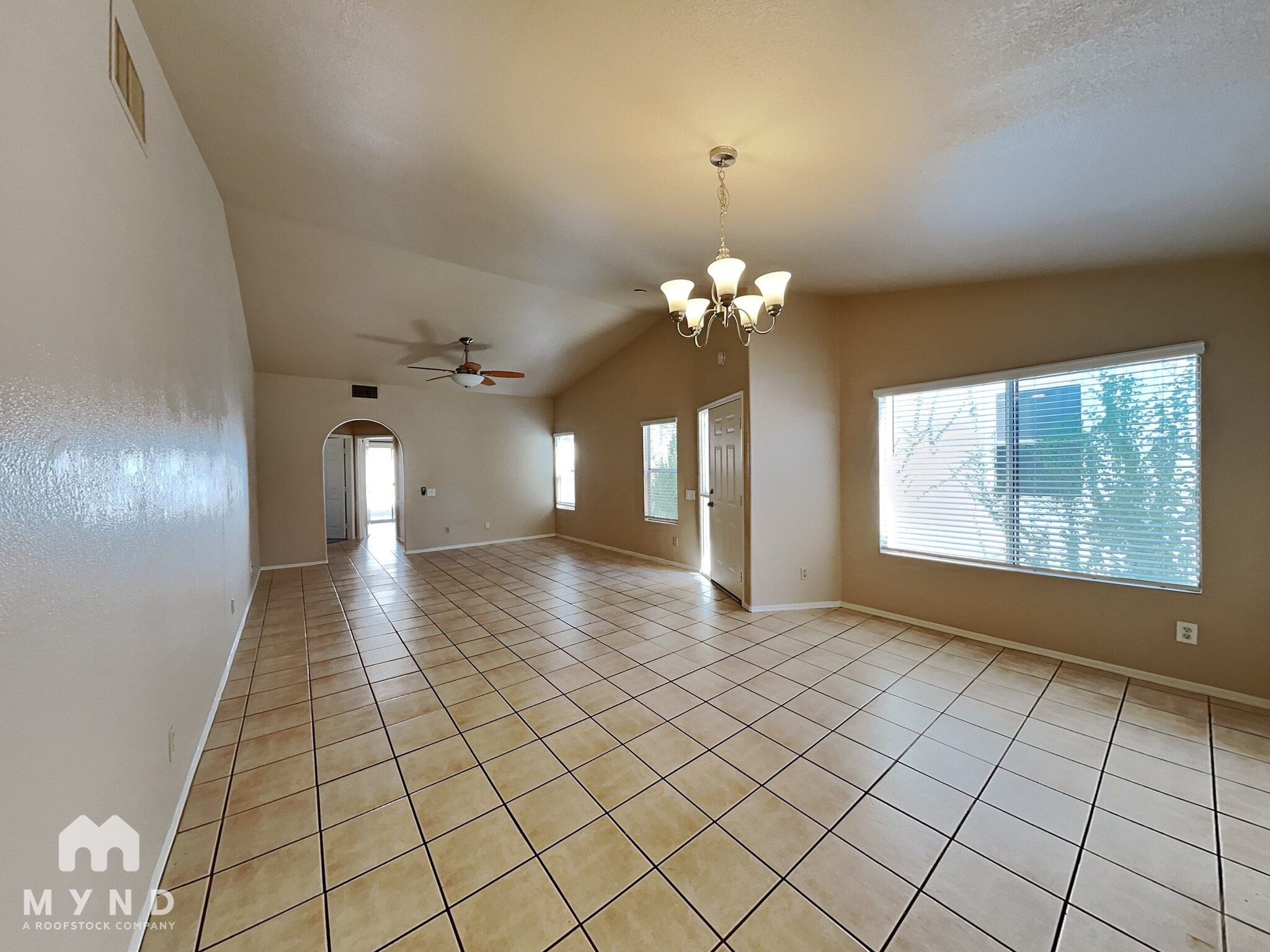 Building Photo - 3018 W Laquila Aerie